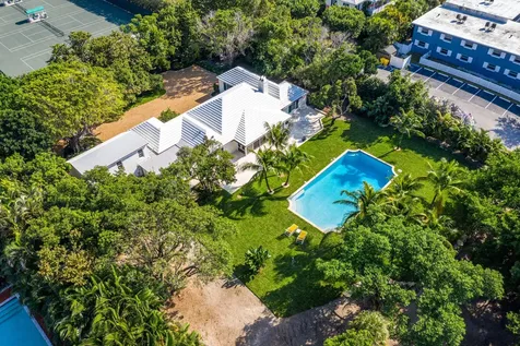 1008 N Ocean Boulevard Gulf Stream FL 33483