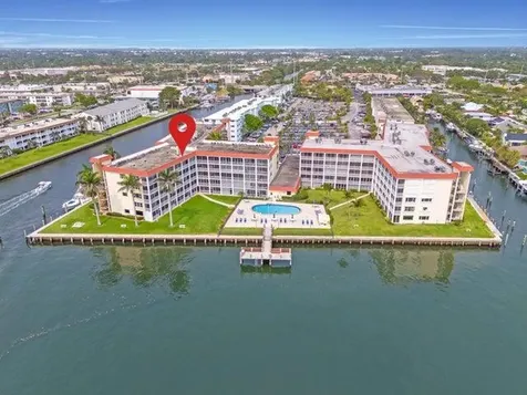 100 Paradise Harbour Boulevard North Palm Beach FL 33408