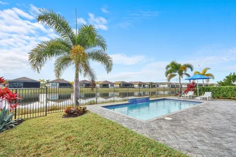 11837 Sw Coral Cove Parkway Port Saint Lucie FL 34987