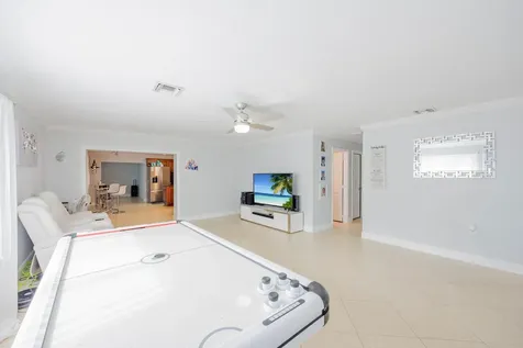 2578 Kentucky Street West Palm Beach FL 33406