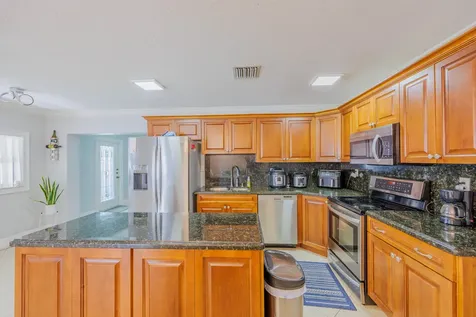 2578 Kentucky Street West Palm Beach FL 33406