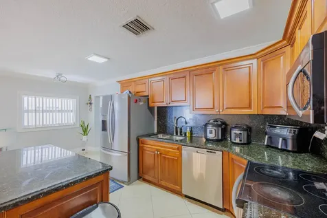 2578 Kentucky Street West Palm Beach FL 33406