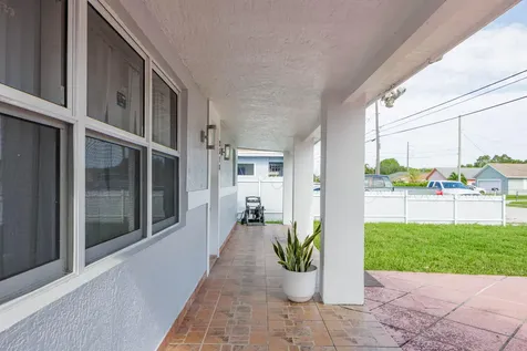 2578 Kentucky Street West Palm Beach FL 33406