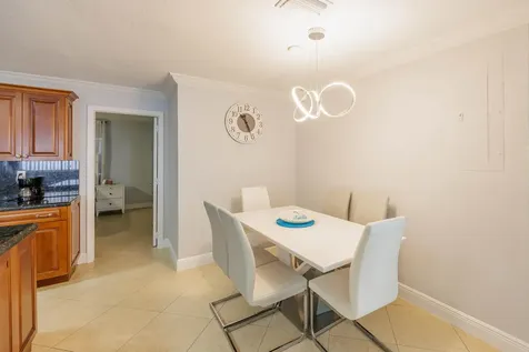 2578 Kentucky Street West Palm Beach FL 33406