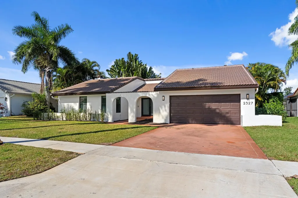 2327 Sw 23rd Cranbrook Drive Boynton Beach FL 33436