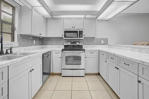 7437 Se Jamestown Terrace Hobe Sound FL 33455