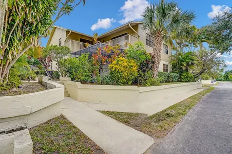 7437 Se Jamestown Terrace Hobe Sound FL 33455