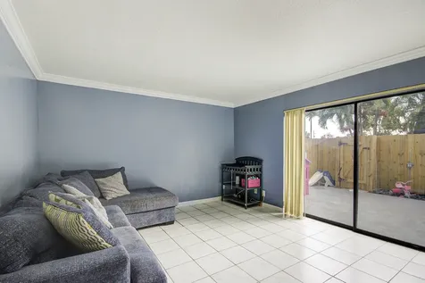314 Woodland Road Palm Springs FL 33461