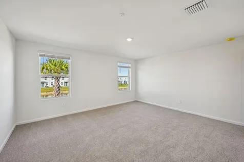 587 Salisbury Circle Fort Pierce FL 34982