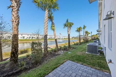 587 Salisbury Circle Fort Pierce FL 34982