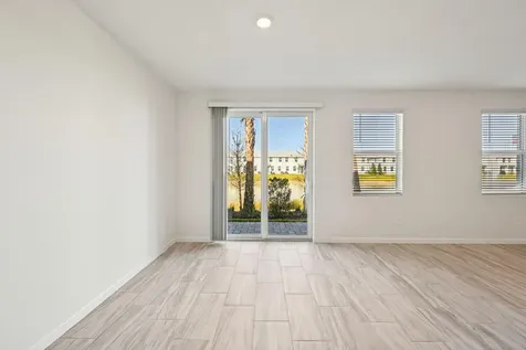 587 Salisbury Circle Fort Pierce FL 34982