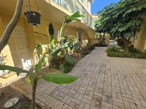 1105 Lake Shore Drive Lake Park FL 33403