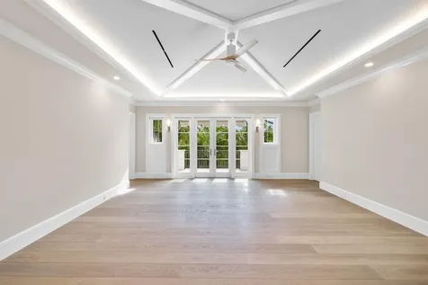 350 Seabreeze Avenue Palm Beach FL 33480