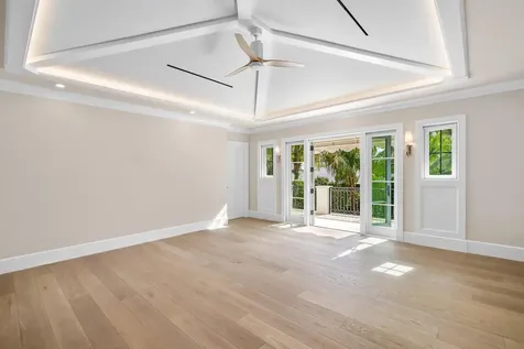 350 Seabreeze Avenue Palm Beach FL 33480