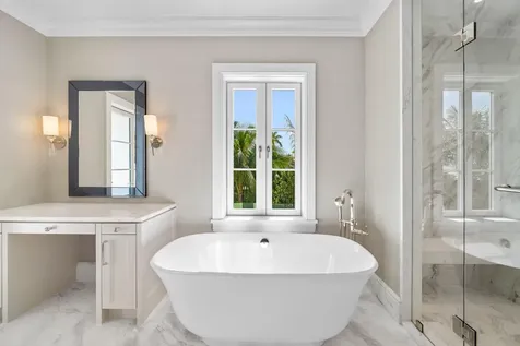 350 Seabreeze Avenue Palm Beach FL 33480