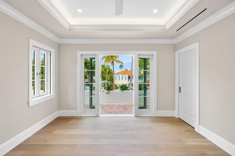 350 Seabreeze Avenue Palm Beach FL 33480