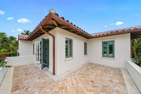 350 Seabreeze Avenue Palm Beach FL 33480