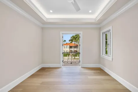 350 Seabreeze Avenue Palm Beach FL 33480