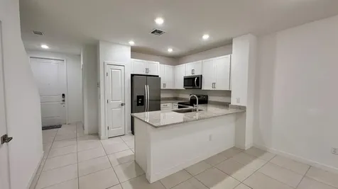 166 Se 5th Court Deerfield Beach FL 33441