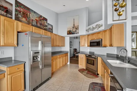 2725 Pointe Circle Greenacres FL 33413