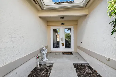 2725 Pointe Circle Greenacres FL 33413