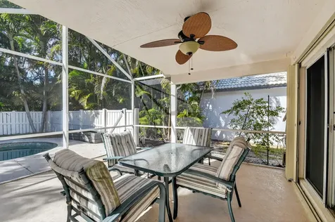 2725 Pointe Circle Greenacres FL 33413