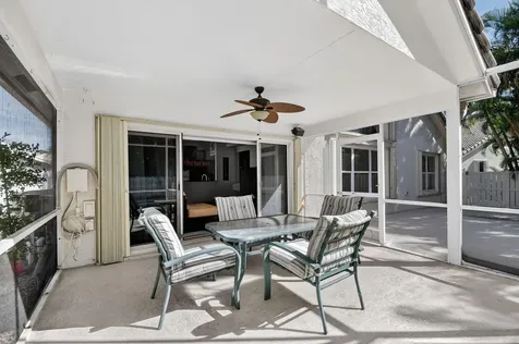 2725 Pointe Circle Greenacres FL 33413