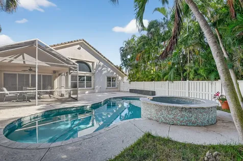 2725 Pointe Circle Greenacres FL 33413