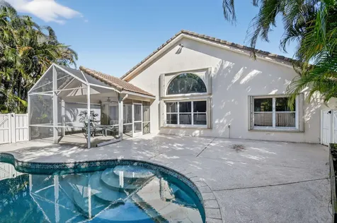 2725 Pointe Circle Greenacres FL 33413