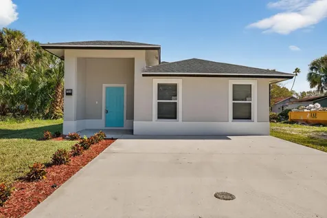 706 Dundas Court Fort Pierce FL 34950