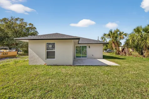 706 Dundas Court Fort Pierce FL 34950