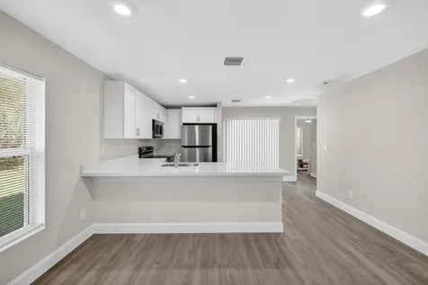 706 Dundas Court Fort Pierce FL 34950