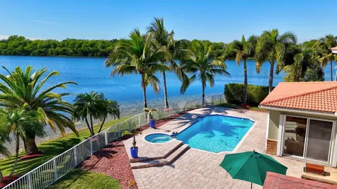 12474 Nw 50th Place Coral Springs FL 33076