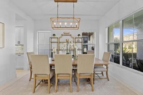 7037 Edison Place Palm Beach Gardens FL 33418