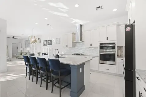 7037 Edison Place Palm Beach Gardens FL 33418