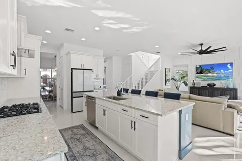 7037 Edison Place Palm Beach Gardens FL 33418