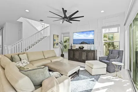 7037 Edison Place Palm Beach Gardens FL 33418