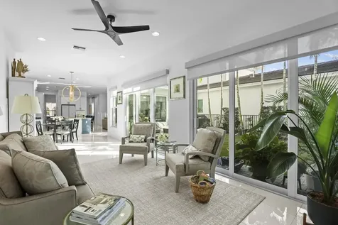 7037 Edison Place Palm Beach Gardens FL 33418