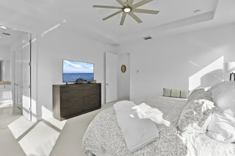 7037 Edison Place Palm Beach Gardens FL 33418