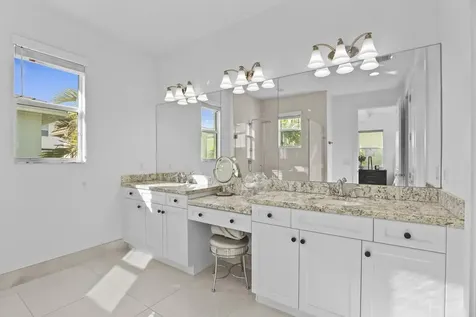 7037 Edison Place Palm Beach Gardens FL 33418