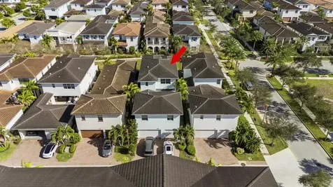 7037 Edison Place Palm Beach Gardens FL 33418