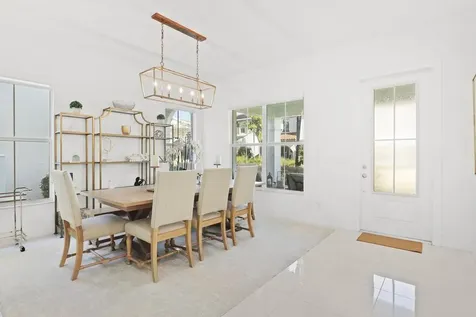 7037 Edison Place Palm Beach Gardens FL 33418