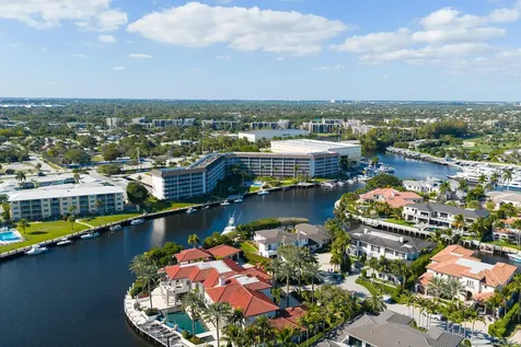 390 N Federal Highway Deerfield Beach FL 33441