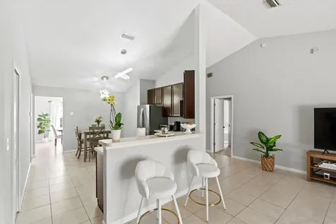 6767 Royal Leaf Lane Jacksonville FL 32244