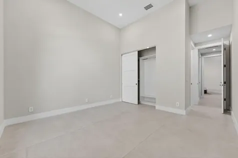 16076 Villa Vizcaya Place Delray Beach FL 33446
