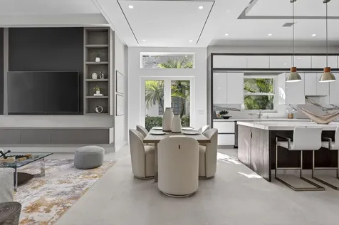 16076 Villa Vizcaya Place Delray Beach FL 33446