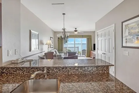 5022 Sunset Village Drive Duck Key FL 33050