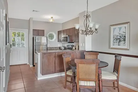 5022 Sunset Village Drive Duck Key FL 33050