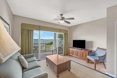 5022 Sunset Village Drive Duck Key FL 33050