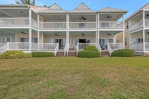 5022 Sunset Village Drive Duck Key FL 33050